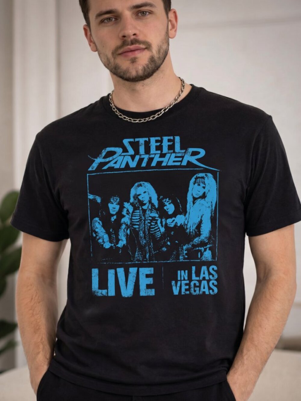 Steel Panther  band TShirt (XL)